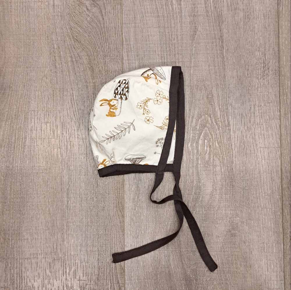 HANDMADE Baby Bonnet - Picture 3 of 3